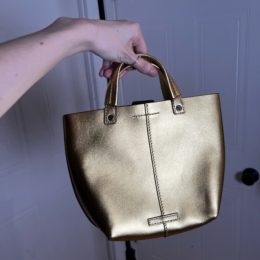 Gold mini purse - Picture 2 of 3